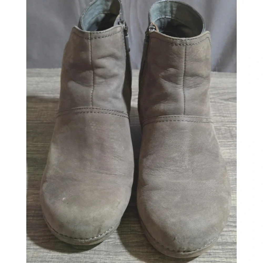 Dansko Shirley Leather Ankle Wedge Boots Womens Size 39 US 9 Gray